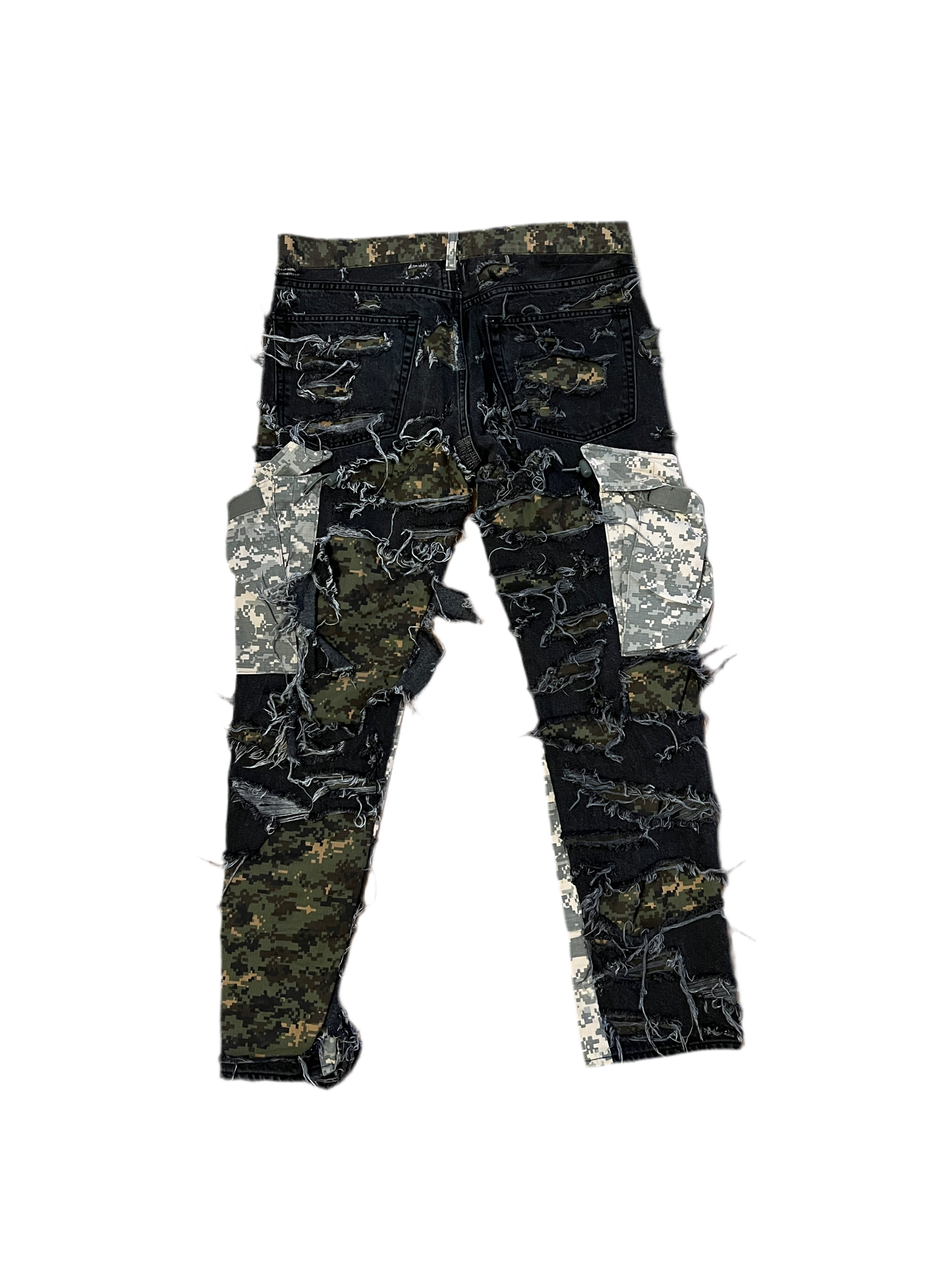 Camouflage Hybrid Distressed Cargo Pants